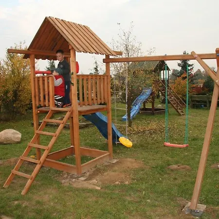 Osrodek Jezdziecki Konski Dwor Alojamento de Turismo Rural Oborniki Śląskie